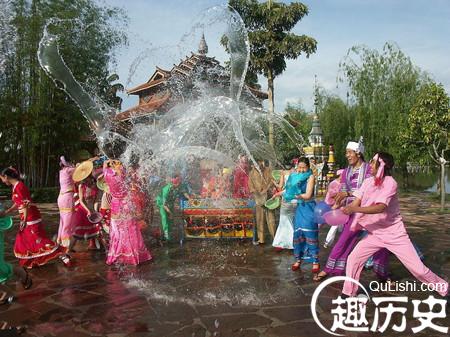 泼水节是哪个民族的节日？泼水节的传说及习俗