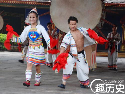 基诺族住什么房子 基诺族人最喜欢住竹楼