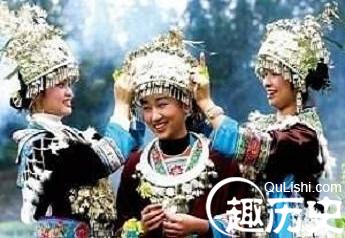 壮族女子为何喜爱佩戴银饰男子又为何喜爱纹身