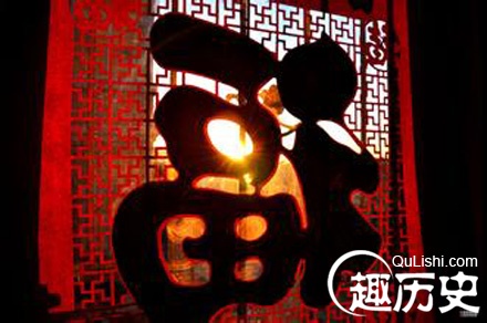 贴福字的讲究：过年为什么要贴福字的来历？
