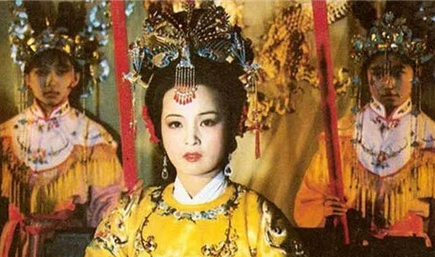 贾元春：古典小说《红楼梦》中人物，金陵十二钗之一