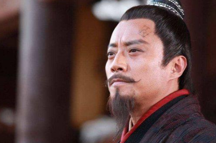 吴用为什么要在吴用坟前上吊？吴用做了什么？