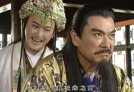 文丑丑作为雄霸的得力助手 为什么最后还是会背叛他呢