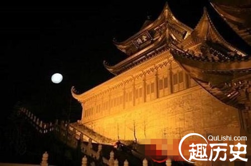 近水楼台先得月下一句是什么？这首诗是谁写的