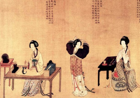 李白一生中很少写词，他写了一首词被誉为百代词曲之祖