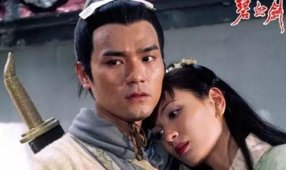 新版《天龙八部》情节改版王语嫣最后离开段誉，为什么段誉没有再追上去？