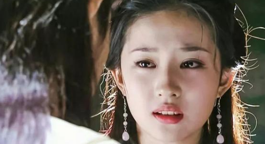 新版《天龙八部》情节改版王语嫣最后离开段誉，为什么段誉没有再追上去？