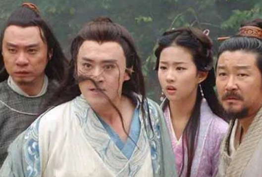 新版《天龙八部》情节改版王语嫣最后离开段誉，为什么段誉没有再追上去？