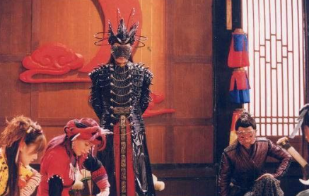 《天剑群侠》萧廷为什么唐若萱，而无视更加热情妖娆的血凤凰？